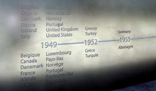 NATO yeni karargahının kapılarını açtı